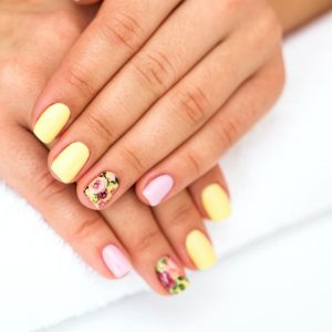 Manicura Clásica Profesional